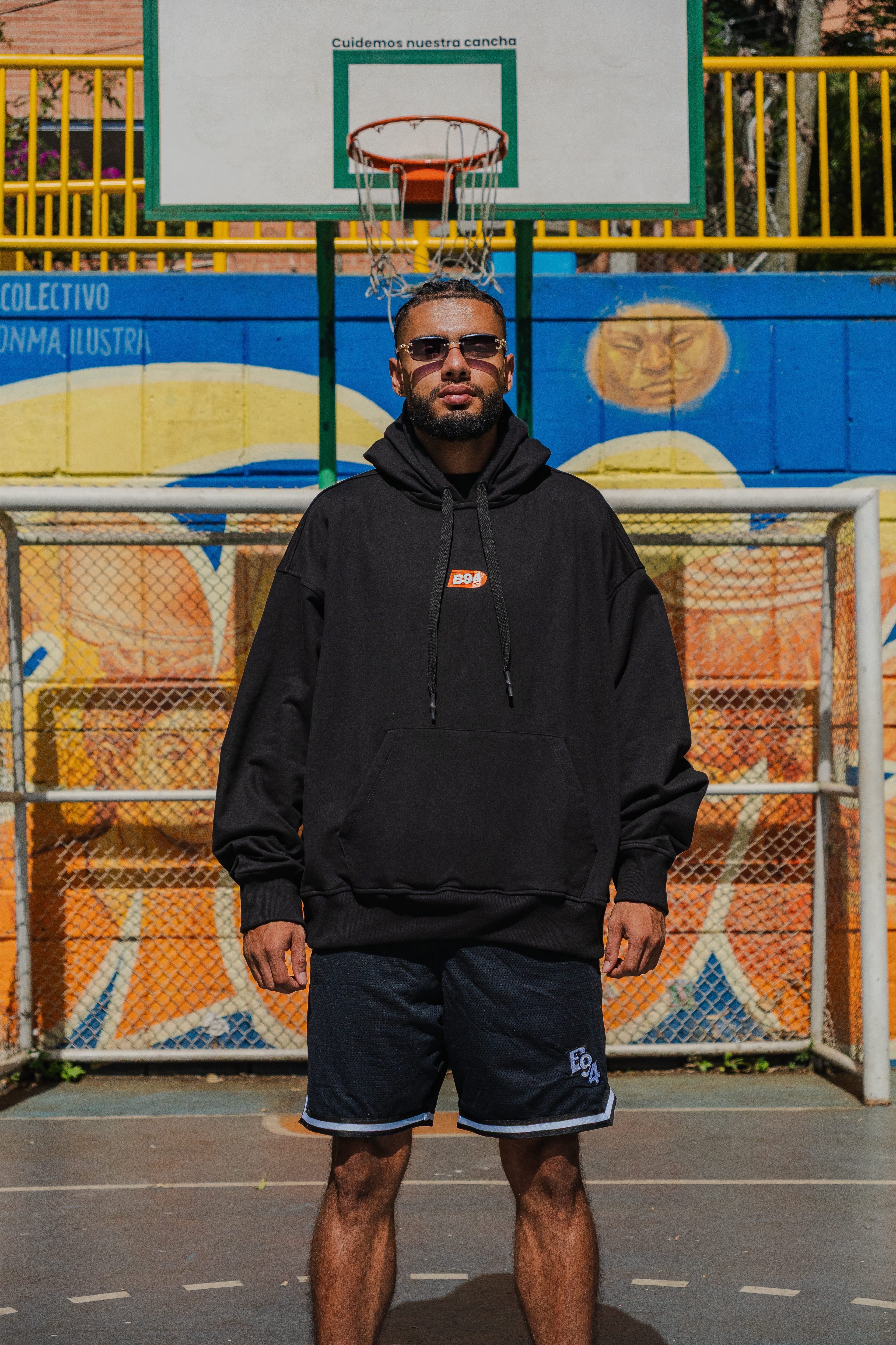 Buzo oversize Fundamentals negro alto gramaje 340G